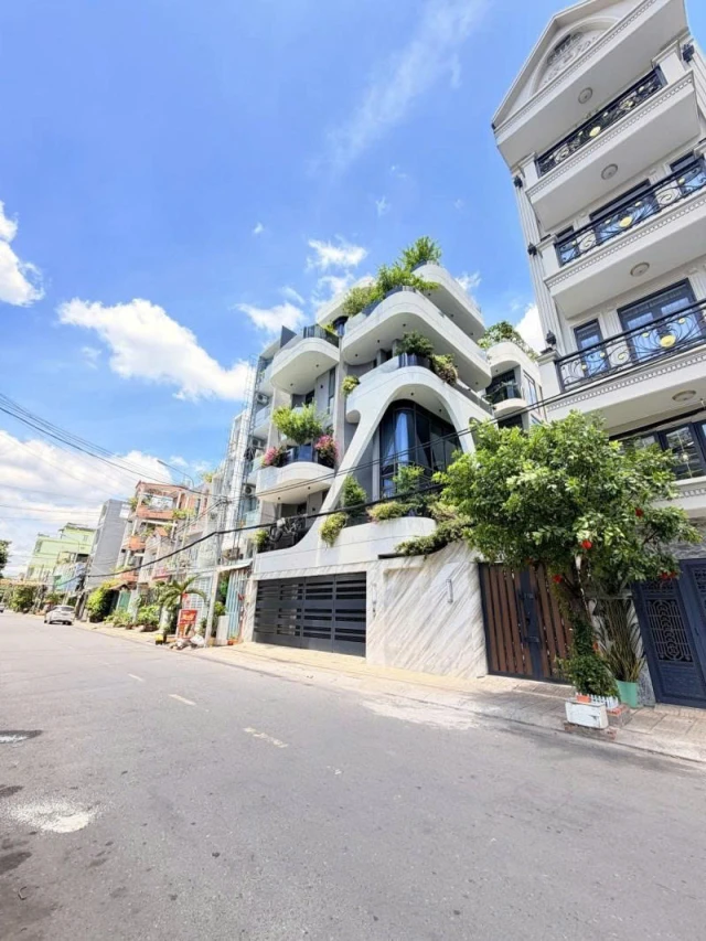 Bán nhà Mặt tiền Dương Khuê - giao Lũy Bán Bích, gần Hòa Bình,  4x20m, 3 Tầng, chỉ 12,8 Tỷ.