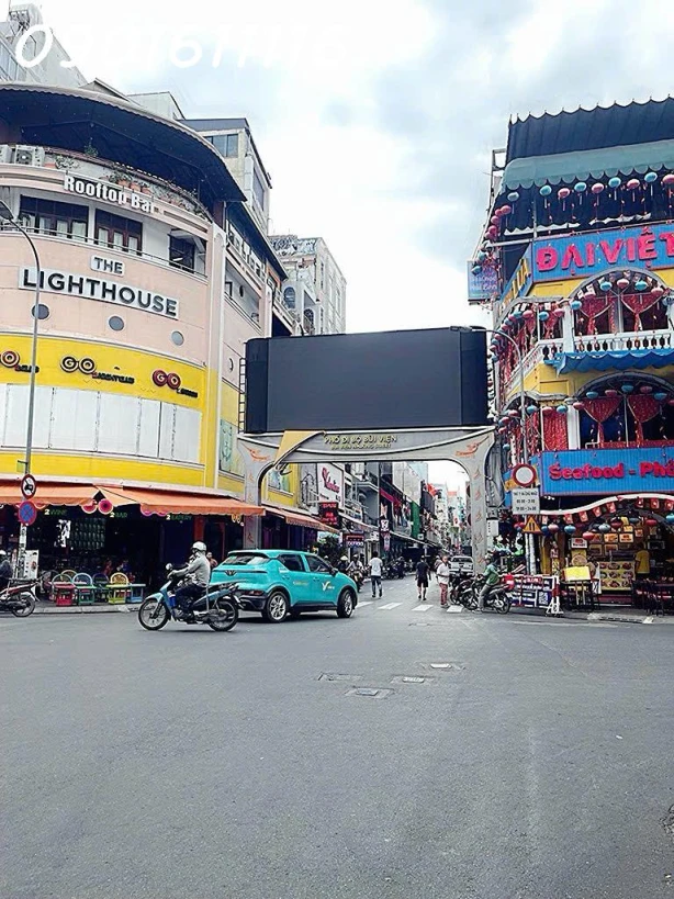 BÁN HOTEL 6 TẦNG - HXH 6M Đ.BÙI VIỆN, QUẬN 1 - SẴN DÒNG TIỀN ĐỀU 60TR/TH - KHU VUI CHƠI NHỘN NHỊP SÀI THÀNH * Liên hệ GIANG GIANG: 093.86.76.685