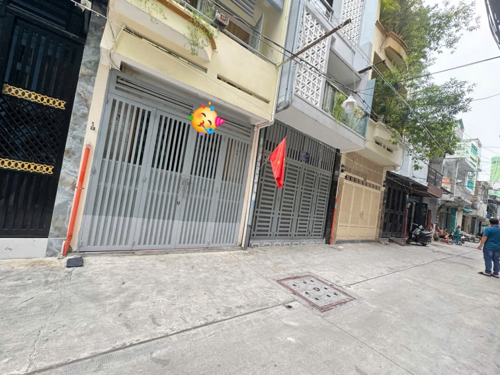 BÁN NHÀ MẶT TIỀN HXH Đ.NGUYỄN ĐÌNH CHIẺU, Q.3 - NGANG LỚN ĐẸP 4.5M*12M - GIÁ TỐT NHẤT KHU VỰC ĐANG CHÀO  * LIÊN HỆ GIANG GIANG: 0938676685