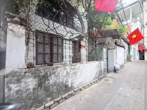 CẦN BÁN GẤP 76M² ĐẤT mặt tiền 8.6m, giá nhỉnh 19 tỷ cách mặt phố Đội Cấn 20m, Ba Đình, Hà Nội.