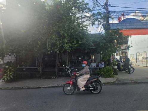 ⭐️Bán nhà 2 mặt tiền, full thổ cư, đang kinh doanh Cafe ổn định tại Dĩ An (BD); 0777677778