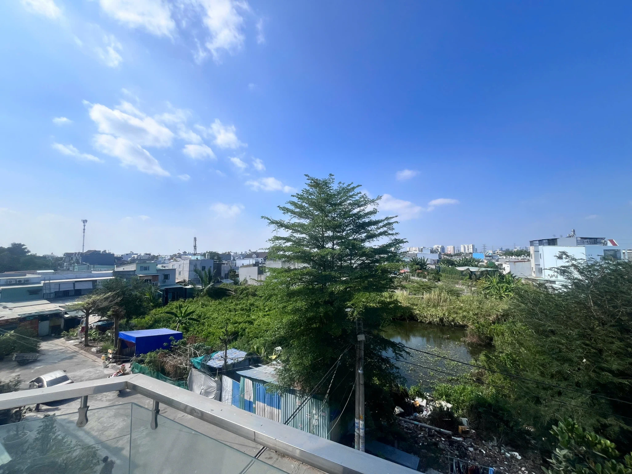 Bán nhà phố căn góc hẻm xe hơi Nhà Bè gần Lê Văn Lương, DT 6,8x14m, 1 trệt 3 lầu, giá 8,2 tỷ