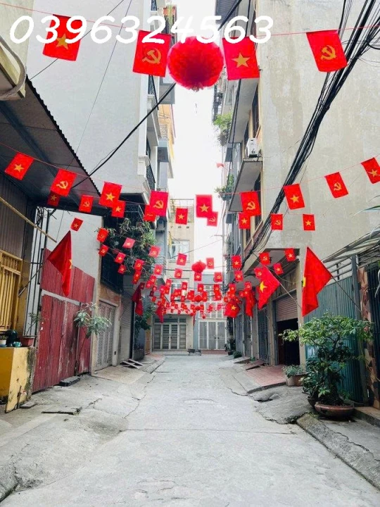BÁN NHÀ KHƯƠNG TRUNG THANH XUÂN PHÂN LÔ BỘ CÔNG AN VIEW HỒ ĐẦM HỒNG THANG MÁY 7 NGỦ 50M2 6 TẦNG 17.9 TỶ