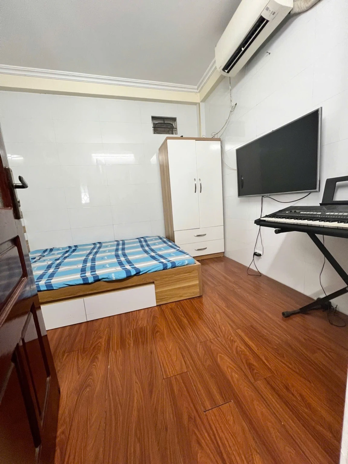 Bán nhà tam trinh 4 tầng dân xây ở ngay Sh quay đầu hai bà trưng