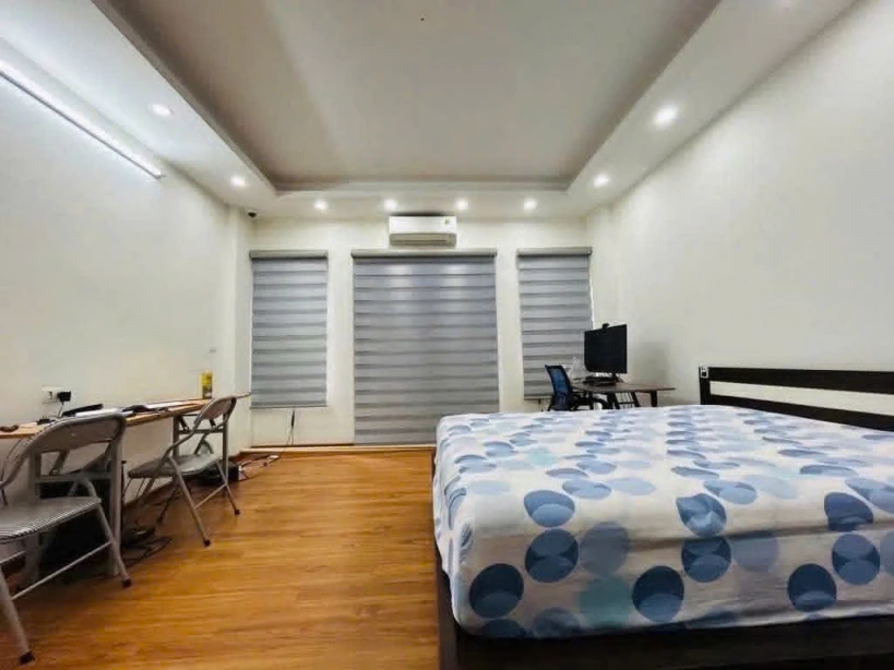 Bán nhà yên lạc 5 tầng thang máy long lanh lô góc ô tô thông kinh doanh hai bà trưng
