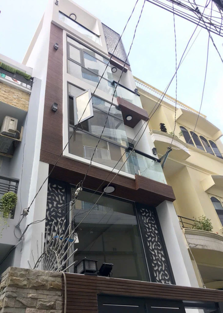 Phòng full nội thất – có cửa sổ – giờ giấc tự do – Ngay Nguyễn Văn Trỗi