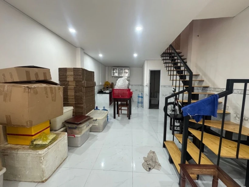 KHU VIP BÌNH THẠNH - HÀNG XÓM LANDMARK - GIÁP Q1 - 30m2 - HẺM 3G - NHĨNH 4TỶ