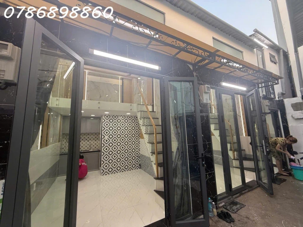 CHỈ 970TR SỞ HỮU NHÀ ĐẸP QUẬN 7 – LÔ NHÌ HXH LÂM VĂN BỀN