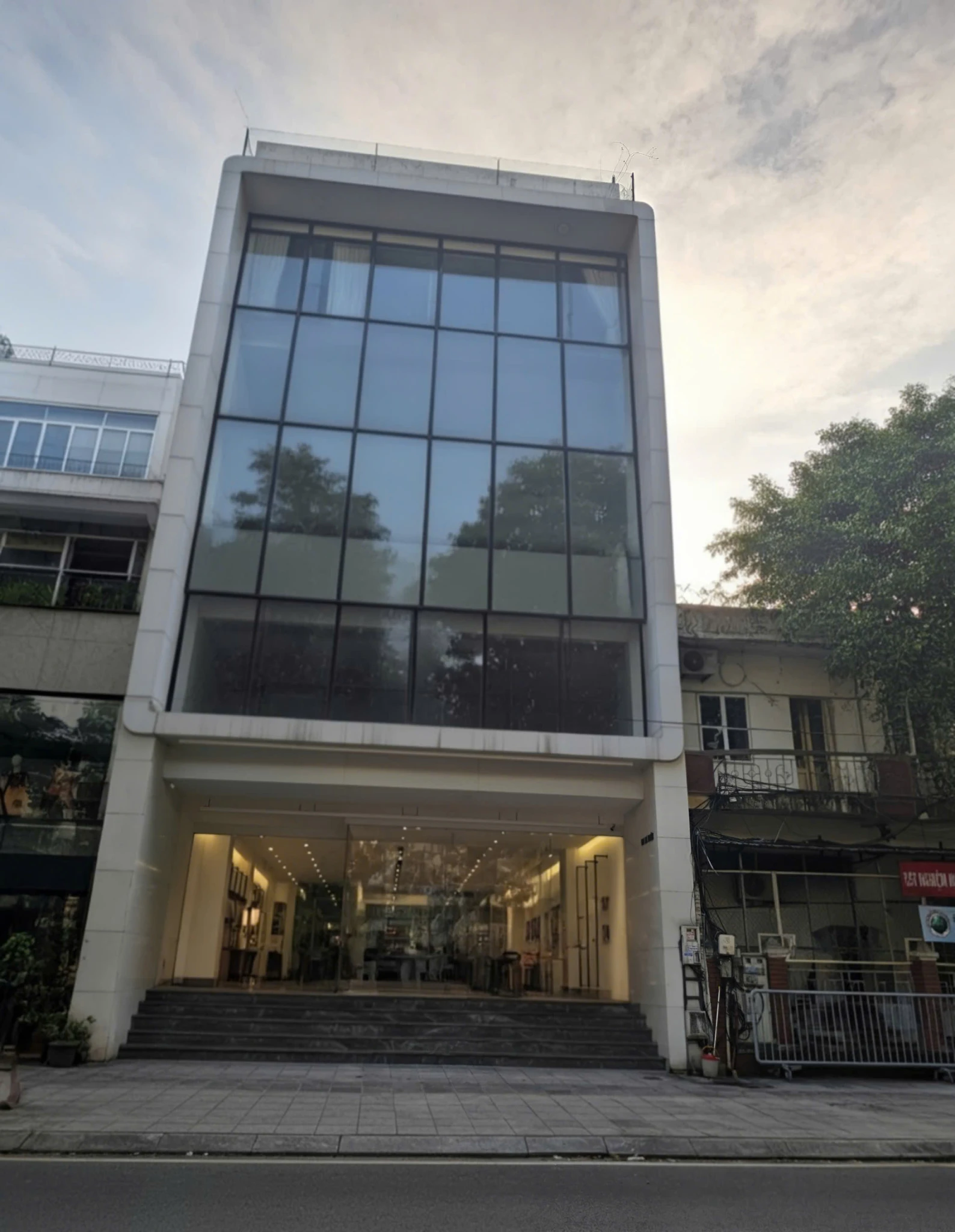 Cho thuê nhà, 110m2- 5T, Nguyễn Chánh, Trung Yên, Trung Kính -41 tr