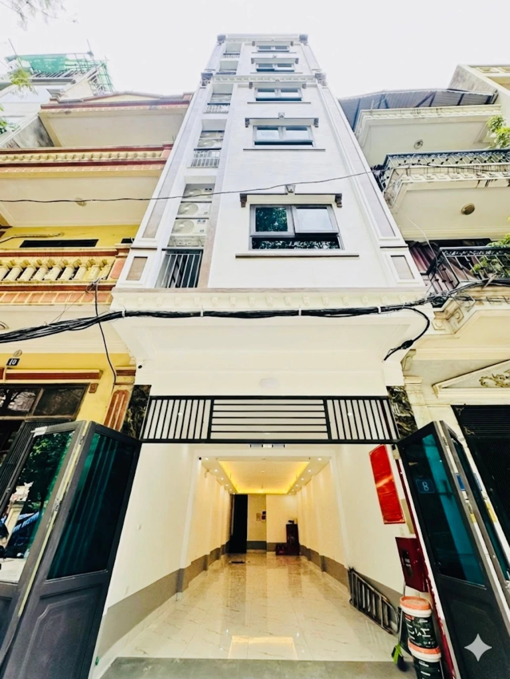 Bán nhà Long Biên 11 tỷ 60m sẵn dòng tiền,căn hộ cho thuê full phòng,sổ đỏ vuông