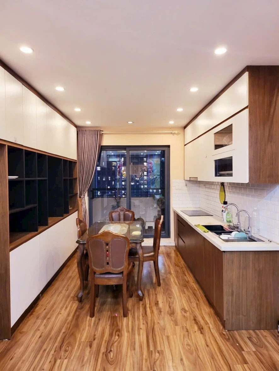 Cần Bán Gấp Chung Cư Học Viện Hậu Cần, Ngọc Thuỵ, Long Biên 82m2, chỉ 4,92 tỷ