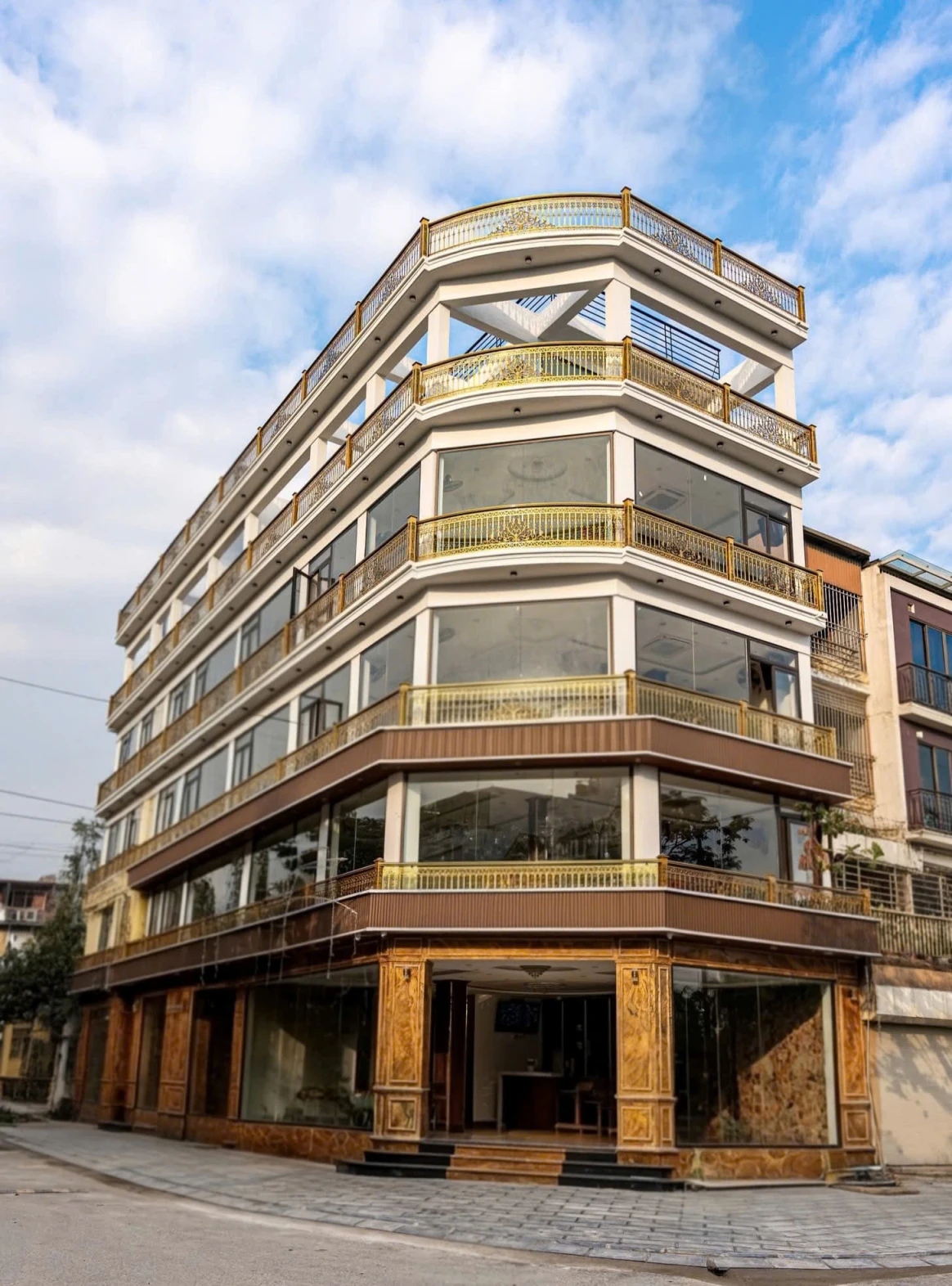Tôi cho thuê nhà, Đội Cấn, Giang Văn Minh, Đốc Ngữ; 89m2* 5T -32 tr