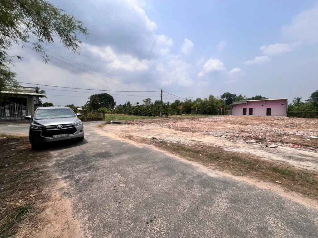 Có 330tr nên mua gì? Xem thử nền đất Bến Sỏi này