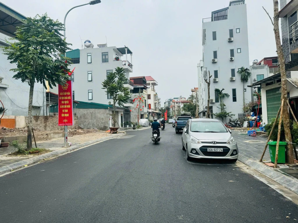 🏡 NHÀ ĐẸP TRUNG TÂM PHÚC LỢI –NGÕ Ô TÔ  THÔNG – GẦN VINHOMES RIVERSIDE – 40M² X 5 TẦNG – GIÁ NHỈNH 10 TỶ.