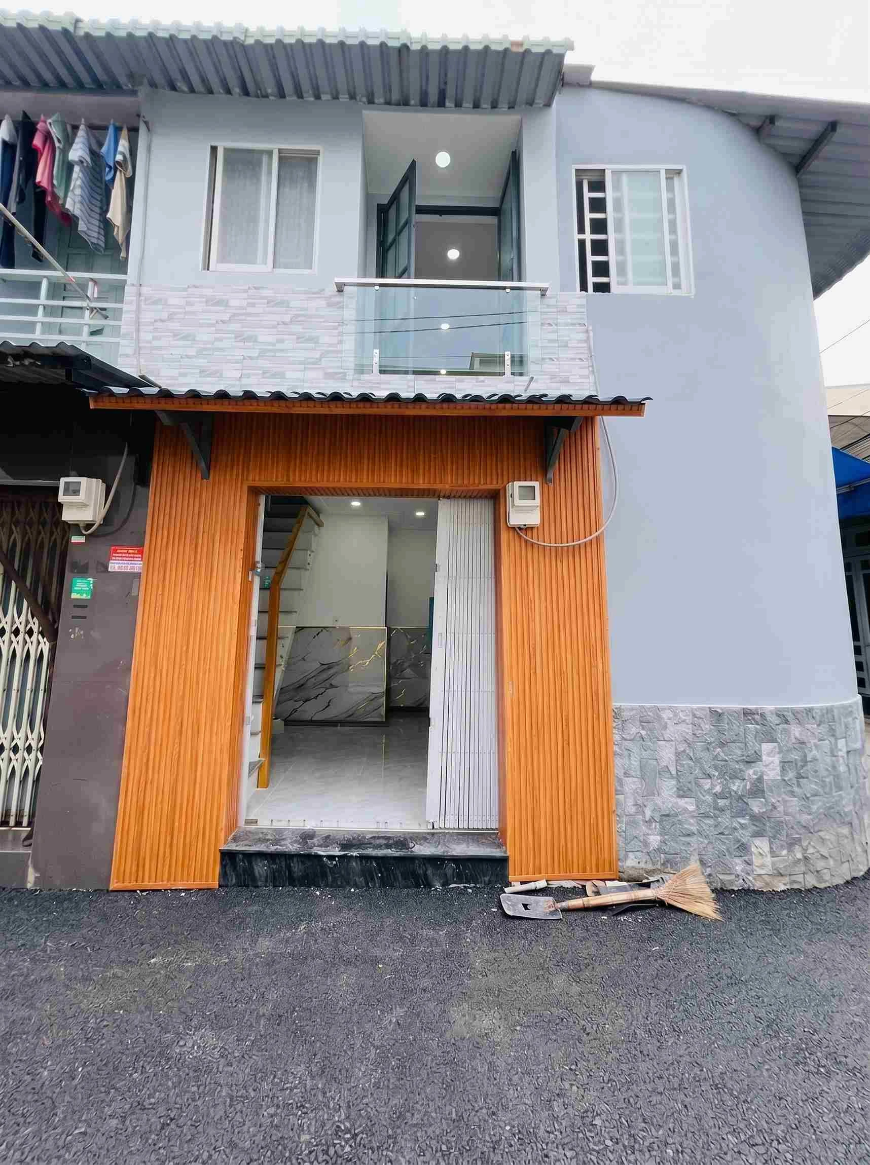 cho_đường_nhựa_lan_can_202605061635_1.jpeg