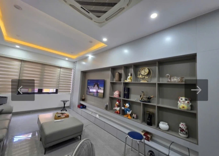 Nhà Hồ Tùng Mậu-6 tầngThang Máy Êm-Ôtô đỗ cửa-Sát phố -Kinh doanh tốt