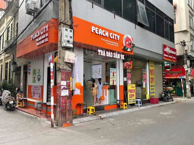  SANG NHƯỢNG 2 CỬA HÀNG TRÀ ĐÀO DẦM PEACH CITY – VỊ TRÍ KINH DOANH CỰC ĐẸP