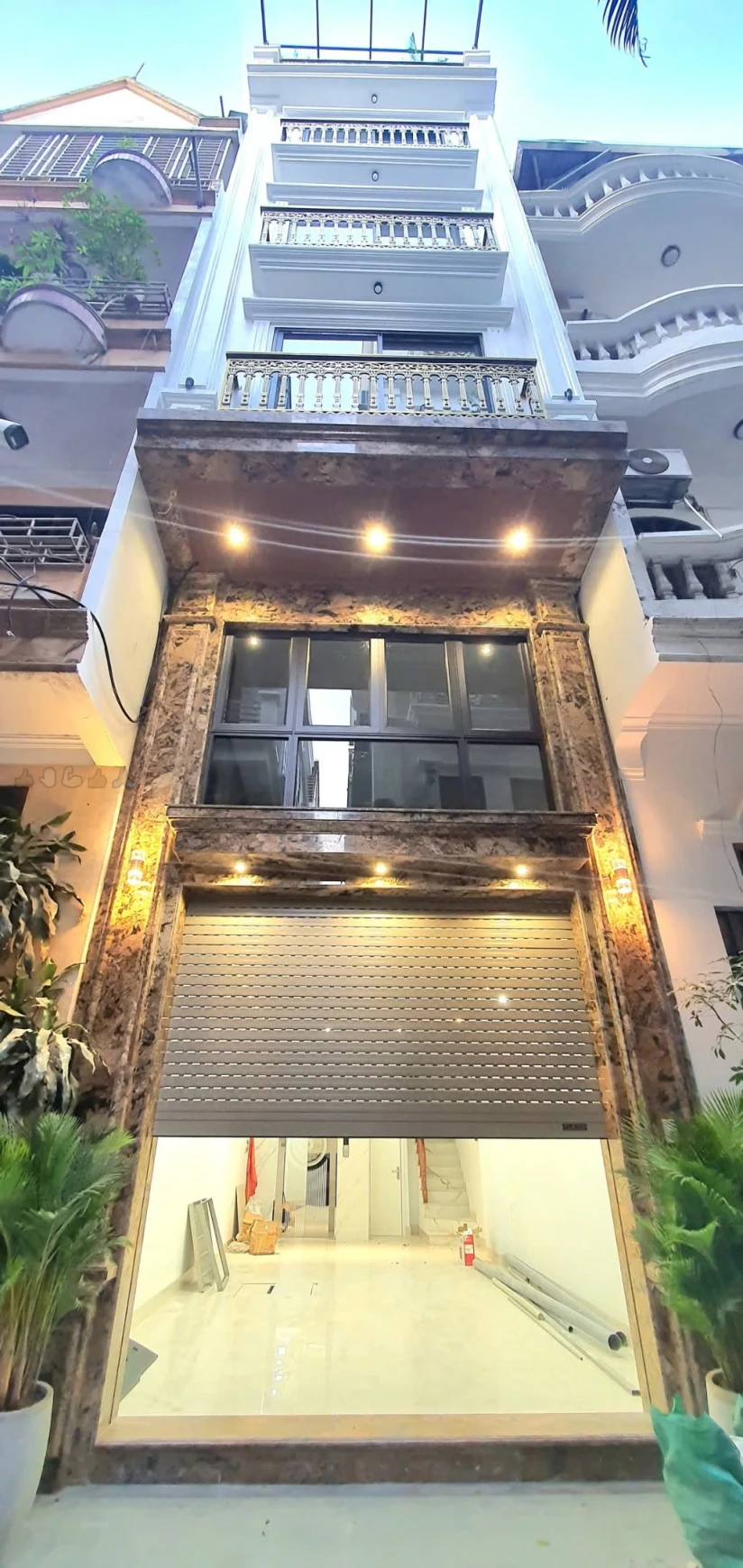 BÁN NHÀ PHÂN LÔ TRẦN QUỐC HOÀN, OTO VÀO NHÀ