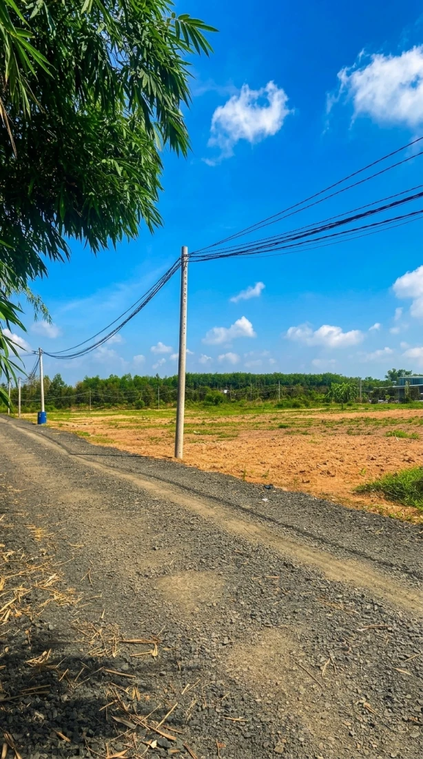 Đất Thành Tâm Chơn Thành 330m2 Mặt Đường Ô Tô – Sổ Sẵn 899 Triệu