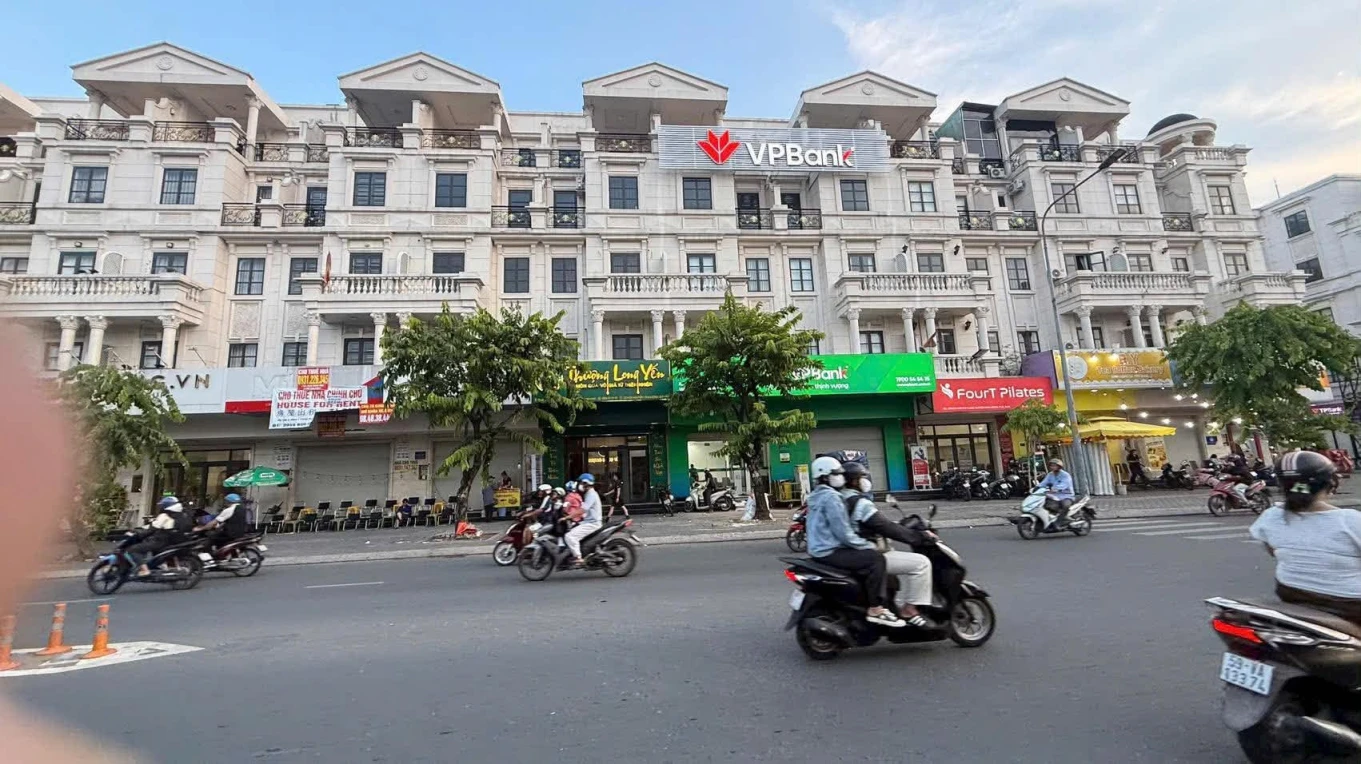 NHÀ MẶT TIỀN HẺM XE HƠI NÉ NHAU- NGUYỄN VĂN LƯỢNG P16 GV - NGANG LỚN 12MX11M - 3 TẦNG - GIÁ  14,8 TỶ