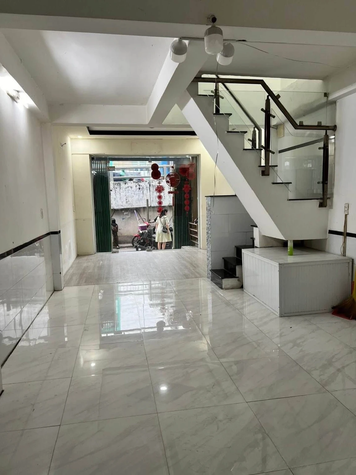 NHÀ BTCT MẶT TIỀN HẺM THÔNG TÔ KÝ  7 TỶ GIẢM MẠNH CÒN 5 TỶ 5
