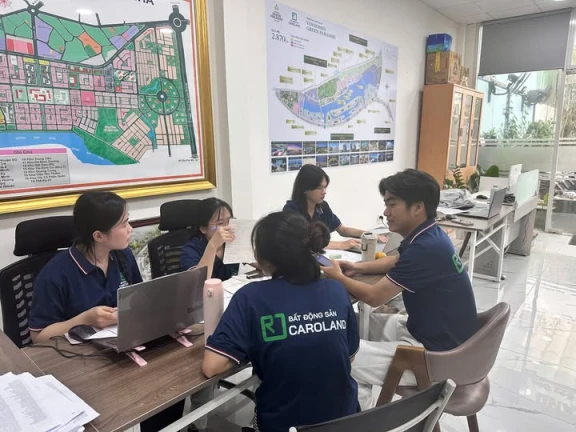  CÔNG TY CP BĐS CAROLAND