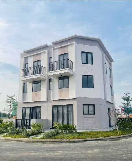 ❌ Sốc!!! 𝟔𝐗aNHÀ Ở XÃ HỘI Thành Phố Mới : 1 Trệt – 1 Lửng - 1 Lầu  NGÂN HÀNG CHÍNH XÃ HỘI TỈNH BÌNH DƯƠNG CHO VAY, LÃI SUẤT CỐ ĐỊNH 6.6% 𝐓𝐫/𝐦𝟐 Sở hữu căn hộ cao cấp của CĐT Masterise tại OCP3 ➡ MASTERI_ERA_LANDMARK