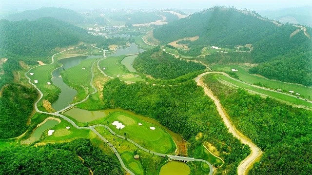 Hòa Bình muốn làm 'thủ phủ golf', quy hoạch 40 sân golf không dùng đất rừng, đất lúa