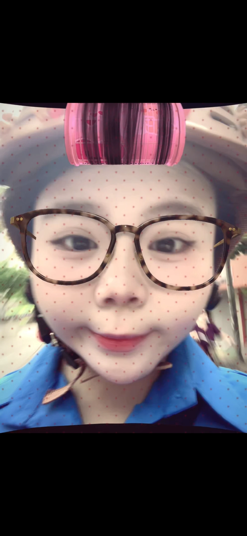 Yến Nhi Compass