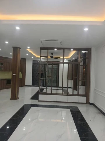 BÁN NHÀ THANG MÁY OTO ĐỖ CỬA , GẦN BỆNH VIỆN NỘI TIẾT TRUNG ƯƠNG