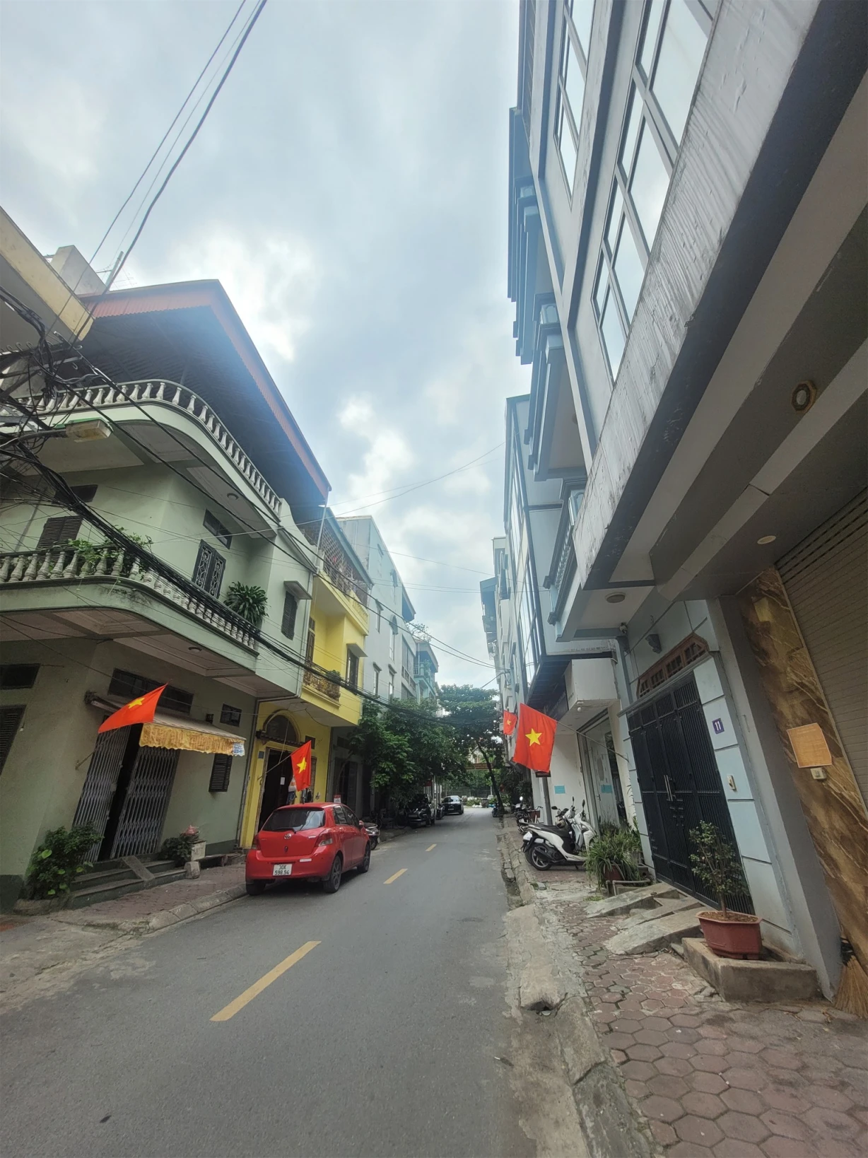 TÌM KHÔNG RA CĂN THỨ 2 – LÔ GÓC, OTO, 5 TẦNG – CHỈ 14.X TỶ