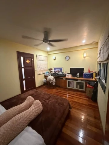 HOA BẰNG _ CẦU GIẤY _ LÔ GÓC 2 THOÁNG _ Ô TÔ DỪNG ĐỖ NGÀY ĐÊM