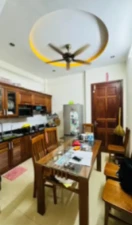 Ngõ 27 Nghĩa Đô, Cầu Giấy 44m² x 5tâng - Mt 3.7m- 17.2 tỷ - phân lô- ôtô vào nhà