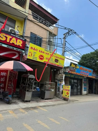 Bán nhà mặt chợ ngay gần trường Đại Học Hà Nội