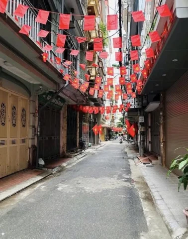 TRẦNQUỐCHOÀN-PHÂNLÔ-ÔTÔ-KINHDOANH