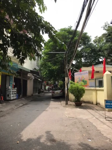 MỘT NGÔI NHÀ – MỘT TỔ ẤM YÊU THƯƠNG