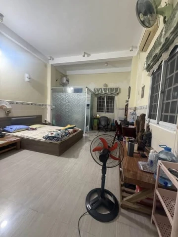 Cần bán căn xẻ khe khu San Hô diện tích 98m2. Gần CV nước, phố Hong Kong.