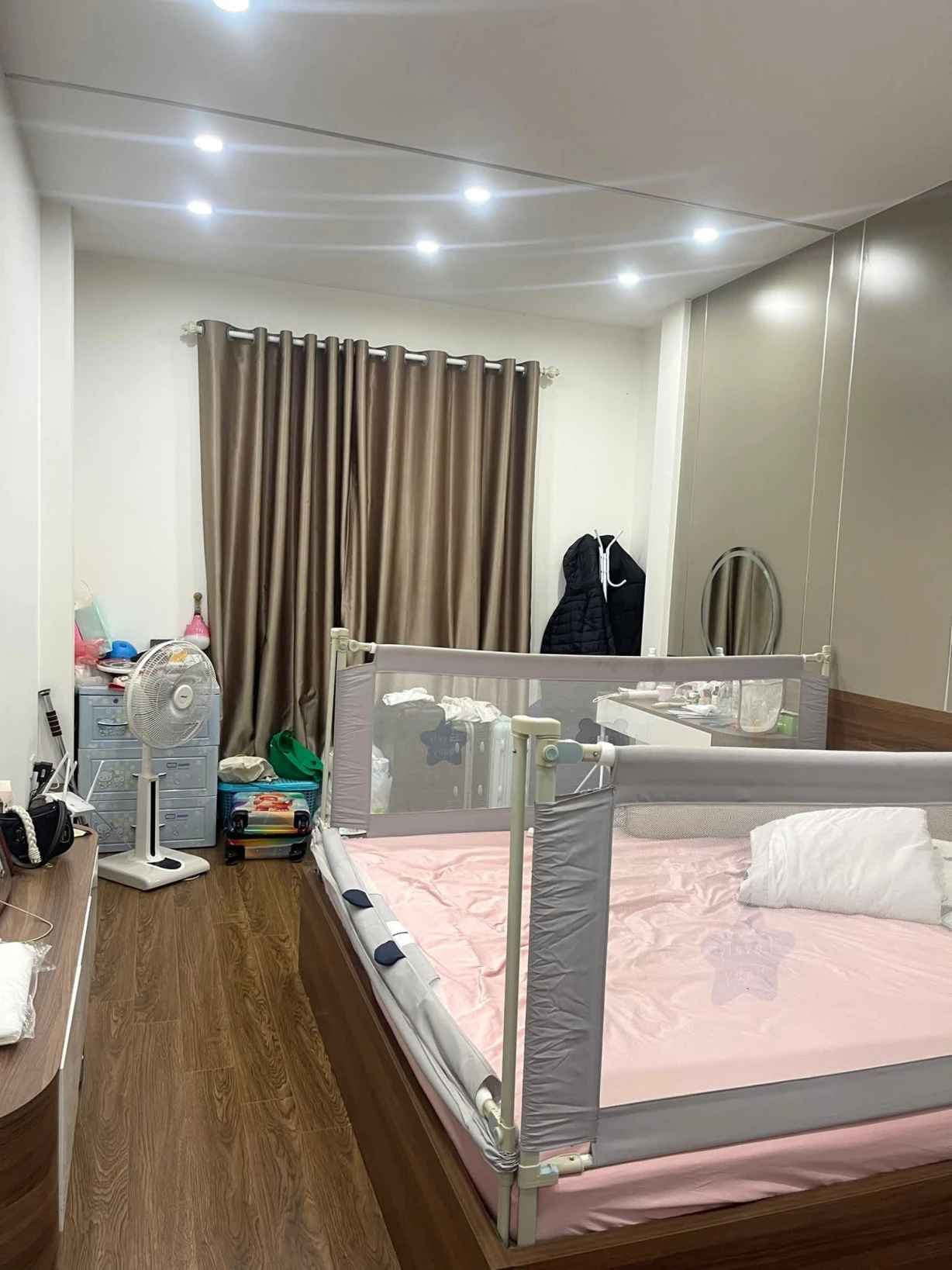 Bông hoa đẹp nhất khu phố Giáp Nhị, Hoàng Mai cần bán Bông hoa đẹp nhất khu phố Giáp Nhị, Hoàng Mai cần bán