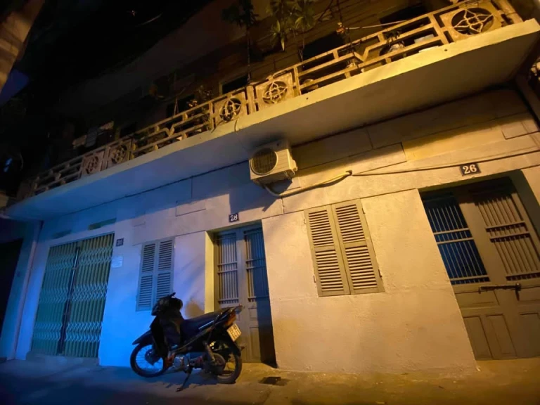 BÁN NHÀ QUẬN ĐỐNG ĐA – 33m² – 2 TẦNG – GIÁ NHỈNH 8 TỶ