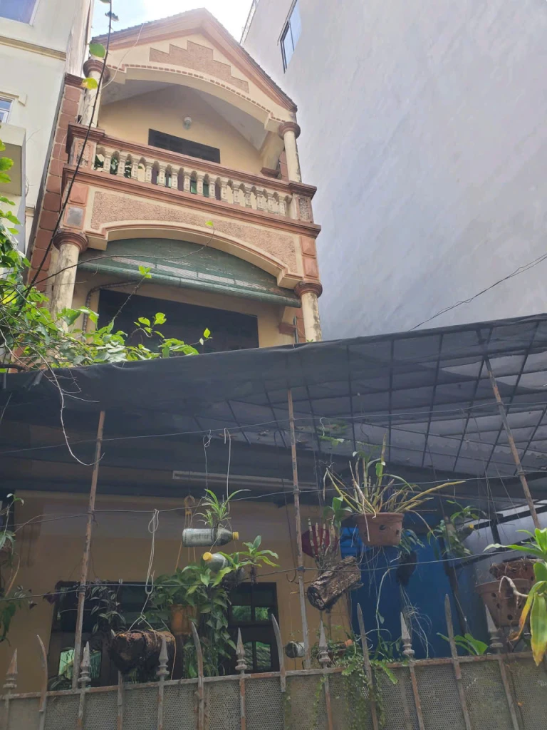 Bán nhà Bồ Đề,Long Biên 3 tầng,98m,mt6.2m vài bước ra hồ nhỉnh 15 tỷ