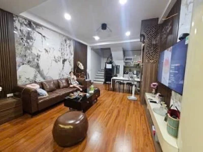 Bán nhà Bồ Đề,Long Biên 5 tầng,45m gần oto nhỉnh 8 tỷ
