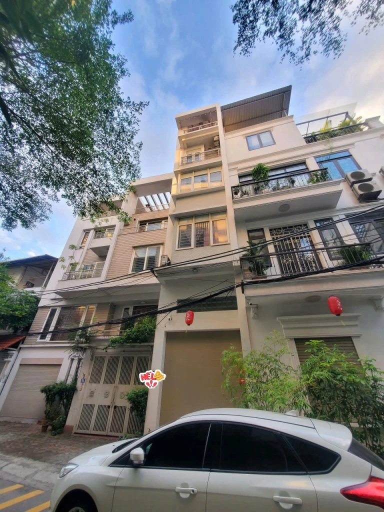 Bán nhà Lâm Hạ,Bồ Đề 6 tầng,40m vỉa hè,oto tránh nhỉnh 14 tỷ
