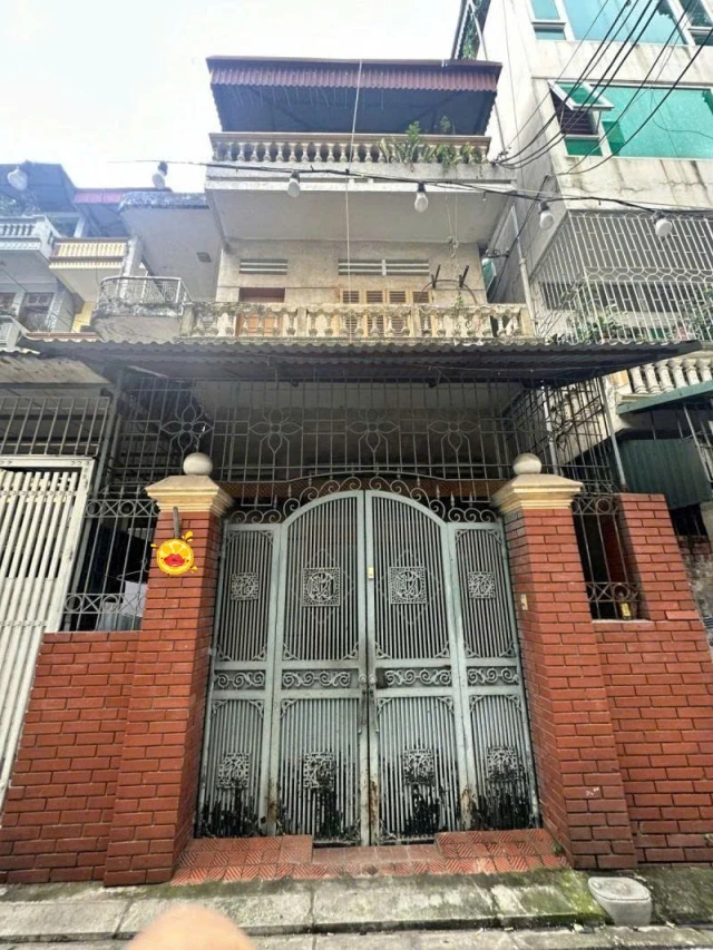 Bán nhà Nguyễn Sơn,Long Biên 3 tầng,112m,mt4.8m oto vào nhà nhỉnh 21 tỷ