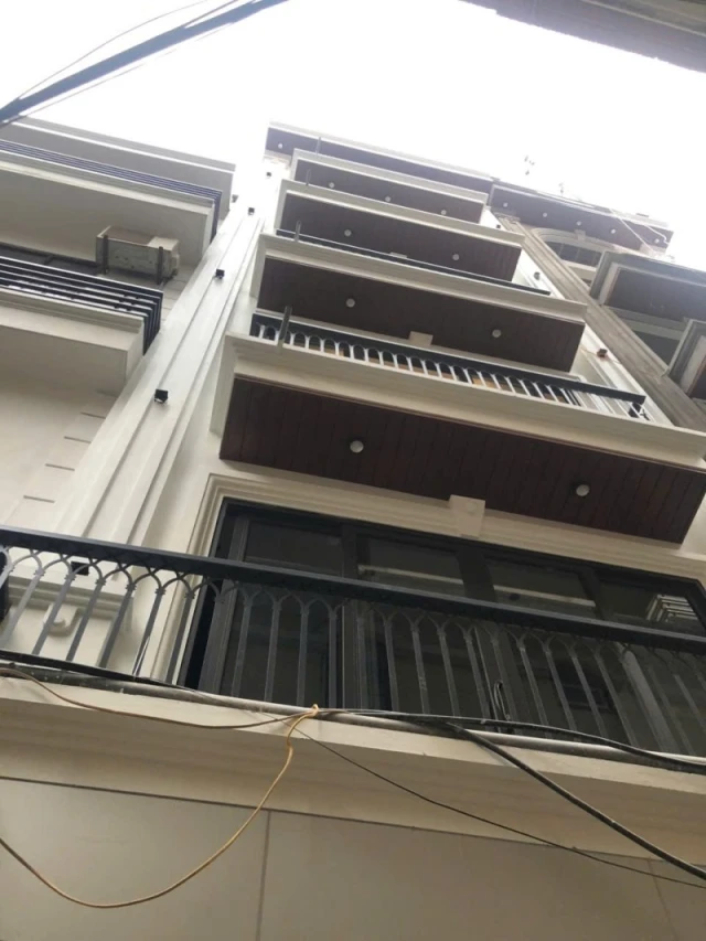 Bán nhà Nguyễn Văn Cừ,Long Biên 7 tầng,61m,mt4.2m oto vào nhà nhỉnh 22 tỷ