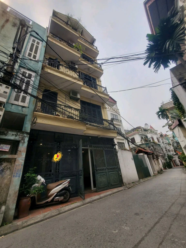 Bán nhà Nguyễn Văn Cừ,Long Biên 5 tầng,53m,mt6m oto tránh nhỉnh 15 tỷ