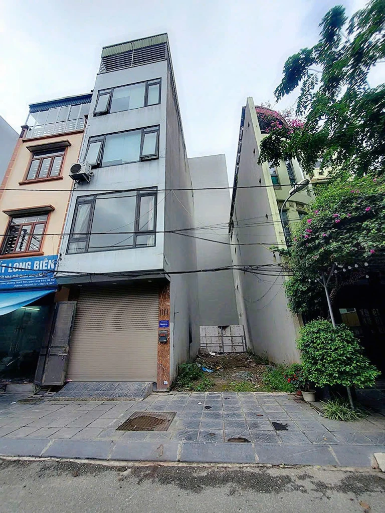 Bán nhà Thạch Bàn,Long Biên 5 tầng,40m vỉa hè,oto tránh nhỉnh 12 tỷ
