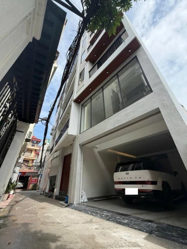 Bán nhà Thạch Bàn,Long Biên 7 tầng,52m,mt5.9m oto vào nhà nhỉnh 11 tỷ