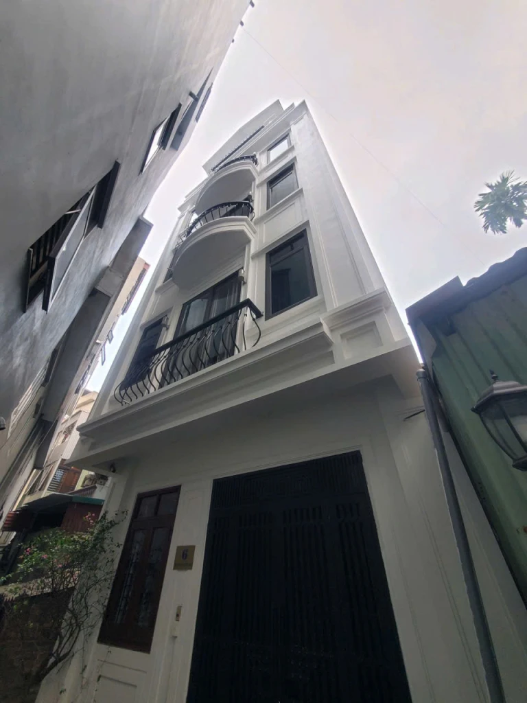 Bán nhà Thanh Am,Long Biên 5 tầng,58m,mt6m oto đỗ mặt phố nhỉnh 9 tỷ