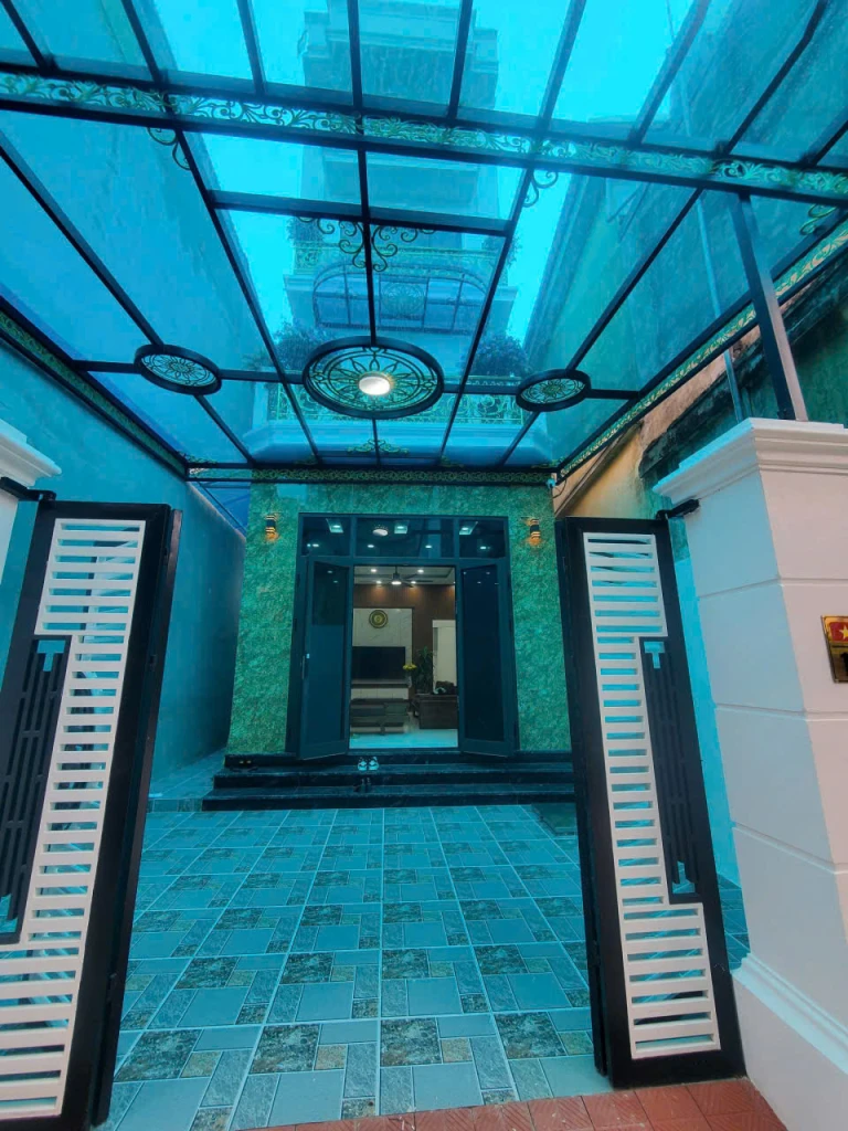 Bán nhà Xuân Đỗ,Cự Khối 4 tầng,104m,mt5.3m gần phố nhỉnh 14 tỷ Bán nhà Xuân Đỗ,Cự Khối 4 tầng,104m,mt5.3m gần phố nhỉnh 14 tỷ