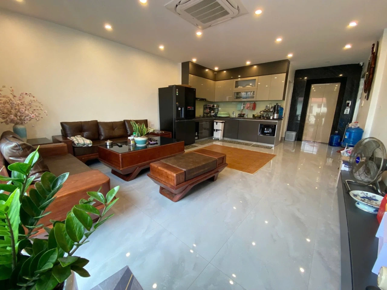 BÁN NHÀ PHÂN LÔ KIM ĐỒNG – Ô TÔ TRÁNH – KINH DOANH - THANG MÁY - VỈA HÈ – 3 MẶT THOÁNG